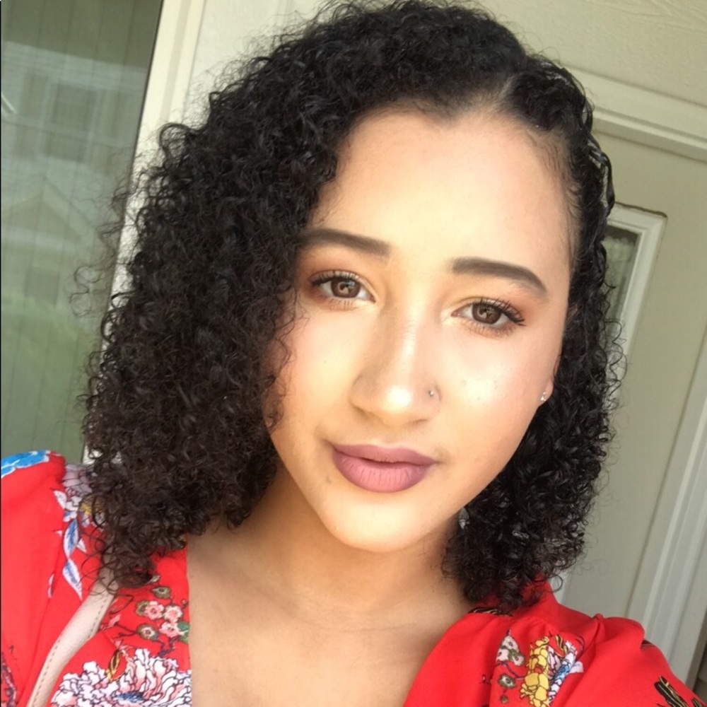 Meet your Posher, Kiara